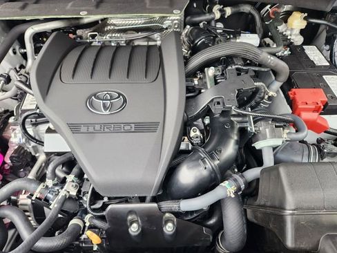 New 2026 Toyota Grand Highlander FWD image 26
