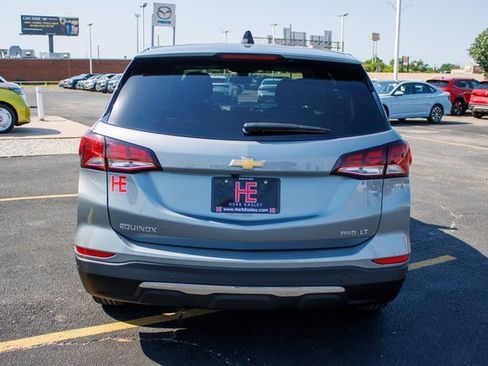 Used 2024 Chevrolet Equinox LT image 4