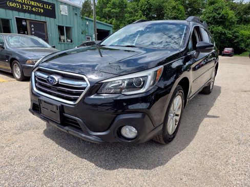 Used 2019 Subaru Outback 2.5i Premium AWD/4WD image 4