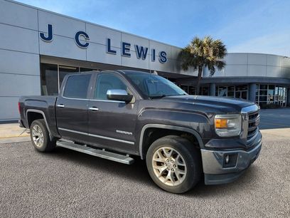 Used 2015 GMC Sierra 1500 SLT w/ SLT Crew Cab Value Package