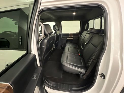 Used 2019 Ford F150 Lariat w/ Equipment Group 502A Luxury image 14