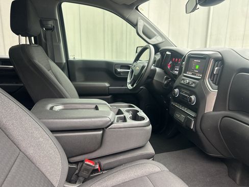 Used 2024 Chevrolet Silverado 1500 Custom image 16