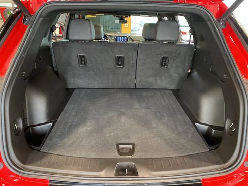 Used 2022 Chevrolet Blazer RS w/ Enhanced Convenience Package image 27