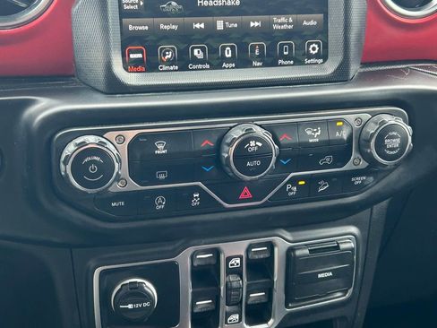 Used 2020 Jeep Wrangler Unlimited Rubicon image 30