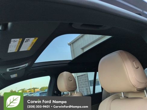 Used 2025 Mercedes-Benz GLS 450 4MATIC image 23
