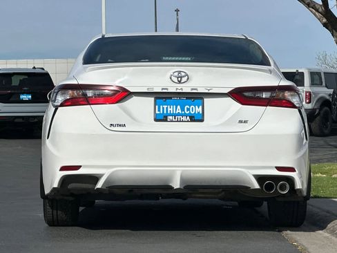 Used 2024 Toyota Camry SE FWD image 7