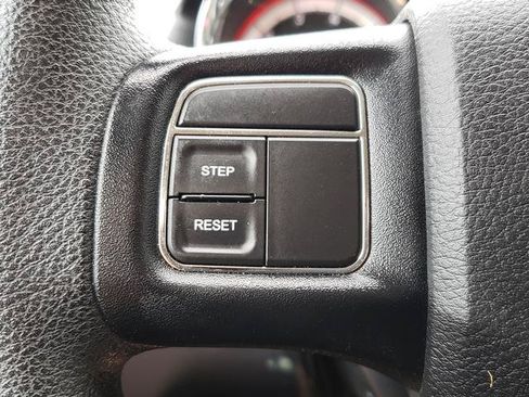 Used 2016 Dodge Grand Caravan SE w/ Quick Order Package 29E SE FWD image 19