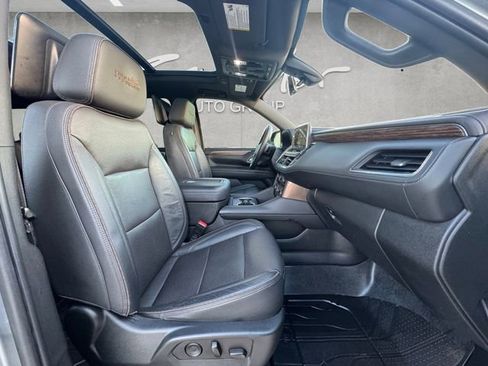 Used 2021 Chevrolet Suburban High Country image 24