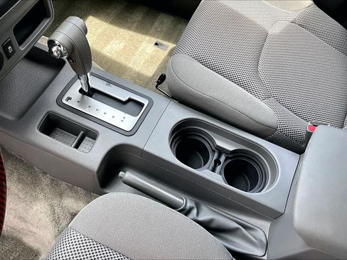 Used 2018 Nissan Frontier SV RWD image 17