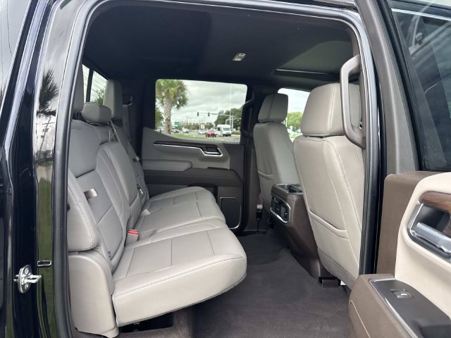 Used 2026 GMC Sierra 1500 SLT w/ SLT Premium Plus Package RWD image 9