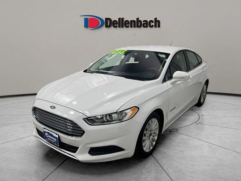 Used 2015 Ford Fusion SE FWD image 1