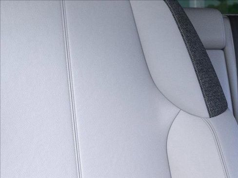 New 2025 Cadillac Optiq Luxury 1 w/ LPO, Floor Liner Package image 21