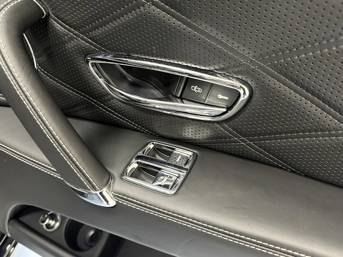 Used 2014 Bentley Flying Spur W12 AWD/4WD image 52