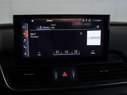 Used 2021 Audi Q5 Premium Plus w/ Premium Plus Package image 20