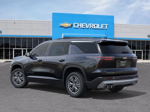 New 2026 Chevrolet Traverse LT w/ Driver Confidence Package FWD image 3