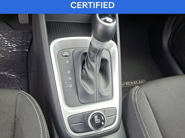 Certified 2023 Hyundai Venue SEL w/ Cargo Package FWD image 41