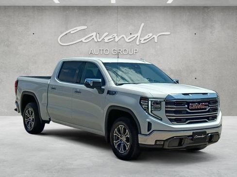 Used 2026 GMC Sierra 1500 SLT RWD image 2