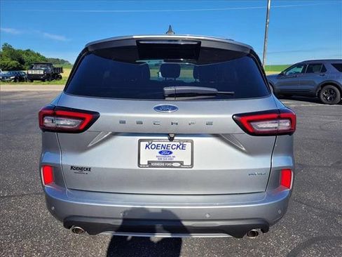 Certified 2023 Ford Escape ST-Line w/ Tech Pack #1 AWD/4WD image 7