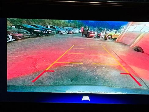 Used 2025 Chevrolet TrailBlazer RS w/ Convenience Package image 13