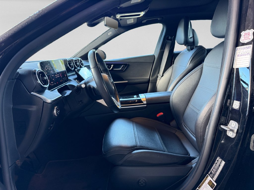 Used 2025 Mercedes-Benz C 300 Sedan image 22