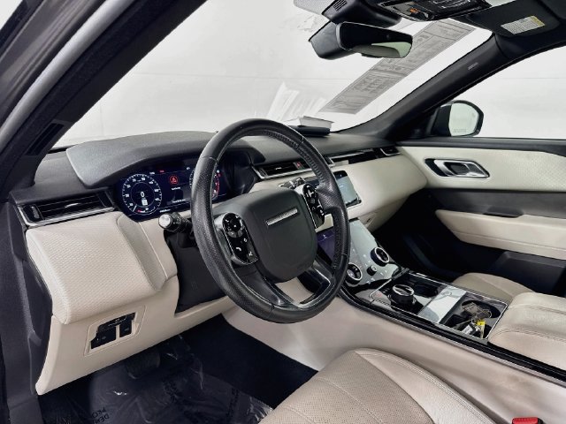 Used 2019 Land Rover Range Rover Velar S AWD/4WD image 9