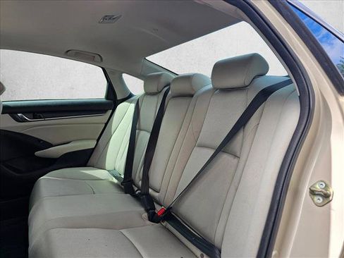 Used 2019 Honda Accord EX image 15
