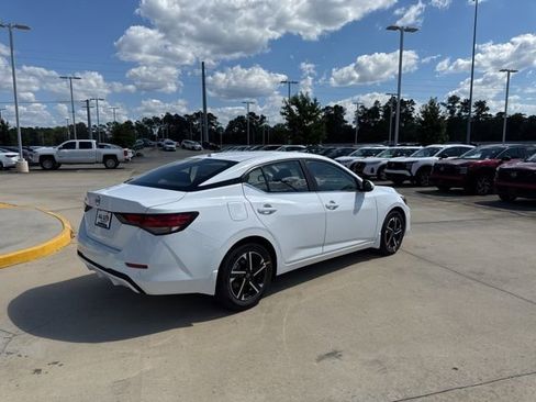 New 2025 Nissan Sentra SV w/ All-Weather Package image 6