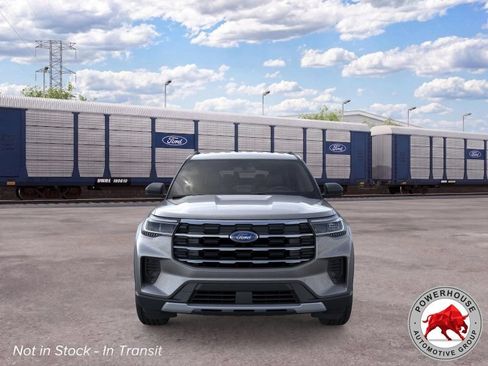 New 2026 Ford Explorer Active RWD image 6