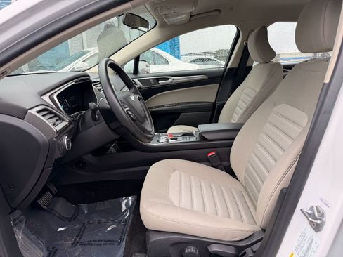 Used 2018 Ford Fusion S image 13