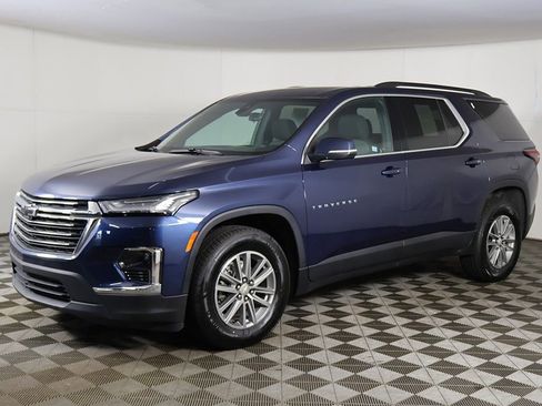 Used 2023 Chevrolet Traverse LT FWD image 8