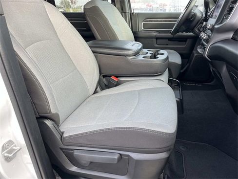 Used 2024 RAM 3500 Big Horn image 28