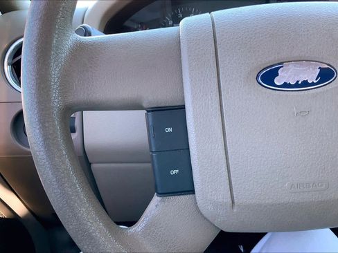 Used 2006 Ford F150 XLT image 23