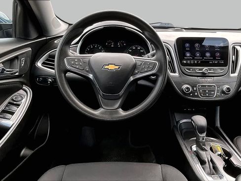 Used 2024 Chevrolet Malibu LT FWD image 7