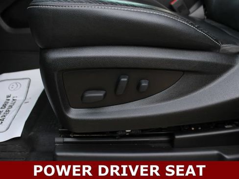 Used 2020 Chevrolet Suburban Premier AWD/4WD image 3