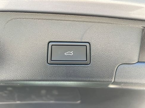 New 2026 Volkswagen Atlas Cross Sport SEL Premium R-Line image 56