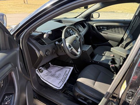 Used 2016 Ford Taurus Police Interceptor FWD image 10