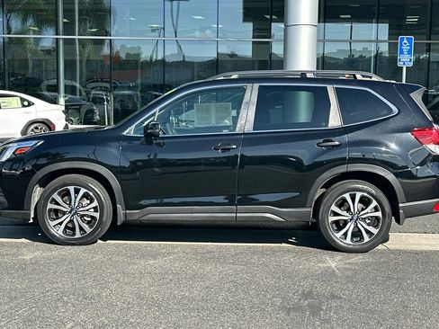 Certified 2022 Subaru Forester Limited w/ Popular Package #2 image 8