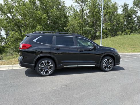 New 2026 Subaru Ascent Limited AWD/4WD image 10