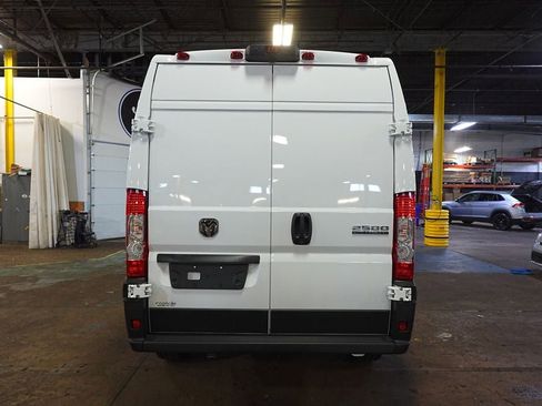 New 2026 RAM ProMaster 2500 w/ Convenience Group FWD image 5