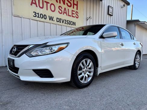 Used 2016 Nissan Altima 2.5 S w/ Power Driver Seat Package image 5