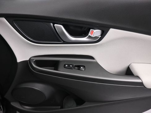 Used 2023 Hyundai Kona Limited w/ Cargo Package image 44