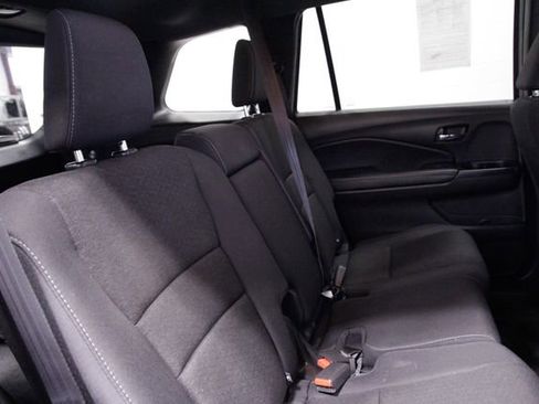 Certified 2021 Honda Passport Sport image 19