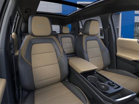 New 2026 Chevrolet Equinox ACTIV image 16