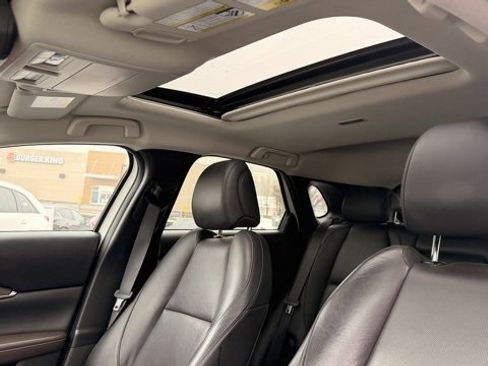 Used 2021 MAZDA CX-30 2.5 Turbo w/ Premium Plus Pkg image 18