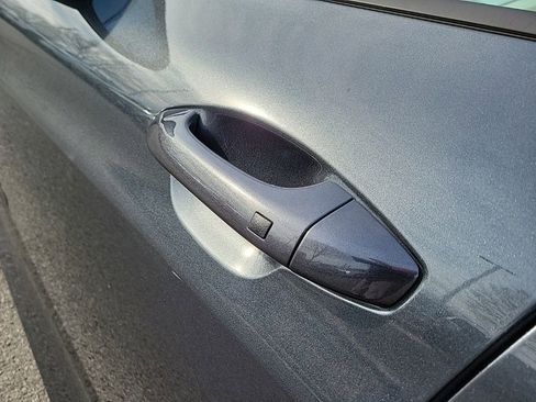 Used 2021 Kia K5 LXS image 9