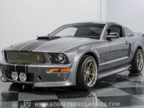 Used 2006 Ford Mustang GT RWD image 18