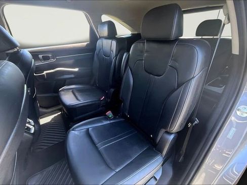 Certified 2023 Kia Sorento EX AWD/4WD image 21