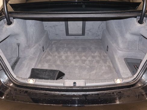 Used 2011 BMW 750Li xDrive image 36