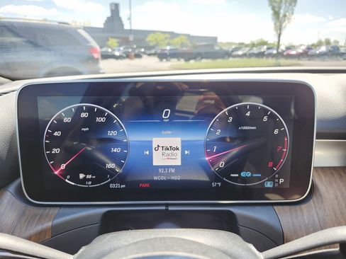 Used 2022 Mercedes-Benz C 300 4MATIC Sedan image 33