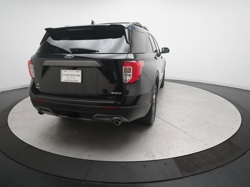 Used 2022 Ford Explorer XLT w/ Equipment Group 202A image 36